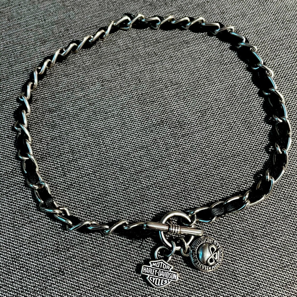 Harley Davidson Women’s silver & leather necklace